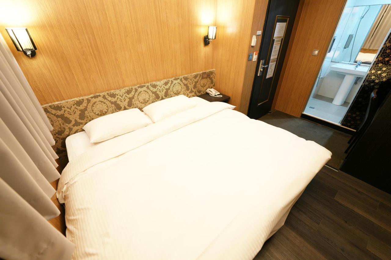 Meworld Hotel - Ximen تايبيه المظهر الخارجي الصورة